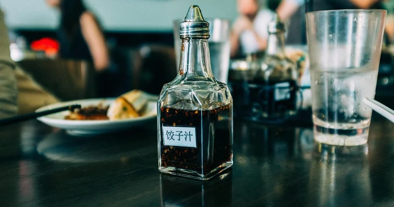 Sauce maison ou sauce du commerce : le vrai comparatif